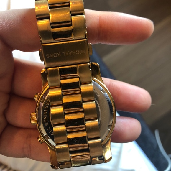 Gold Michael Kors Watch - Picture 7 of 8